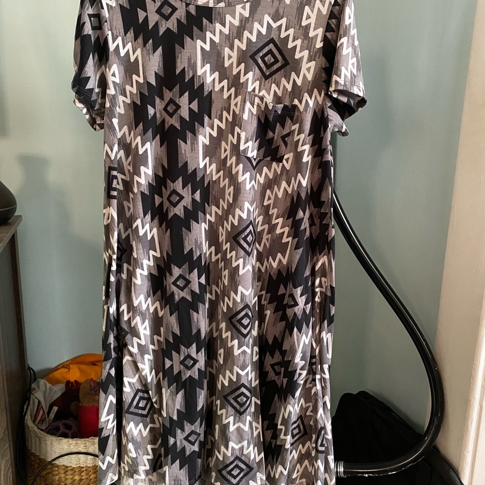 Lularoe Carly dress